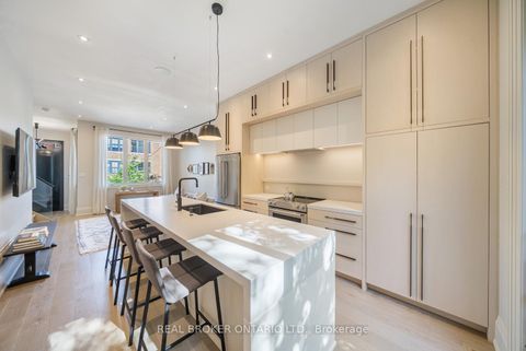 Photo 9 at 172-174 Victoria Street, Central Newmarket, Newmarket