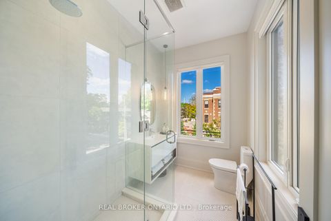 Photo 14 at 172-174 Victoria Street, Central Newmarket, Newmarket