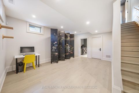 Photo 20 at 172-174 Victoria Street, Central Newmarket, Newmarket