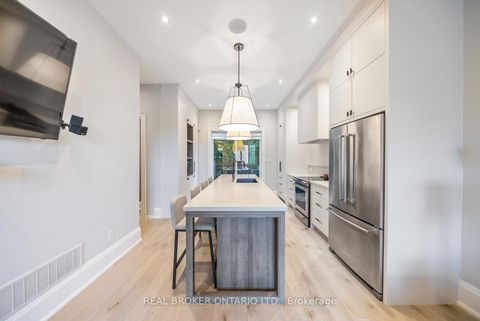 Photo 28 at 172-174 Victoria Street, Central Newmarket, Newmarket