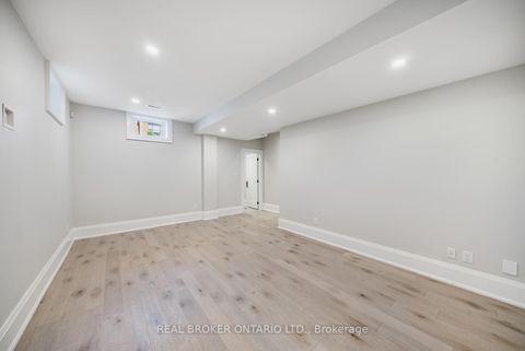 Photo 43 at 172-174 Victoria Street, Central Newmarket, Newmarket