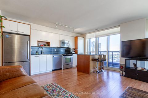 Photo 14 at 510 - 5 Valhalla Inn Road, City Centre West, Toronto