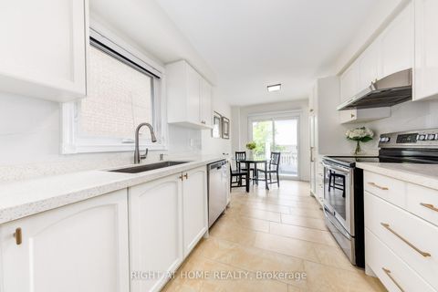 Photo 15 at 88 Sunshine Drive, Observatory, Richmond Hill