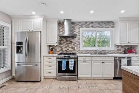 Photo 5 at 78 Sunshine Drive, Observatory, Richmond Hill