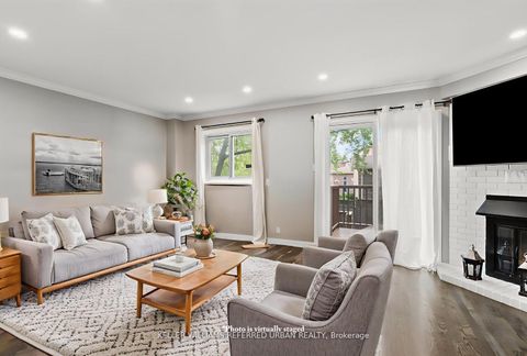 Photo 7 at 78 Sunshine Drive, Observatory, Richmond Hill