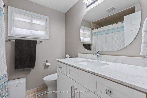 Photo 14 at 78 Sunshine Drive, Observatory, Richmond Hill