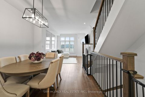 Photo 4 at 2 - 2160 Trafalgar Road, RO River Oaks, Oakville