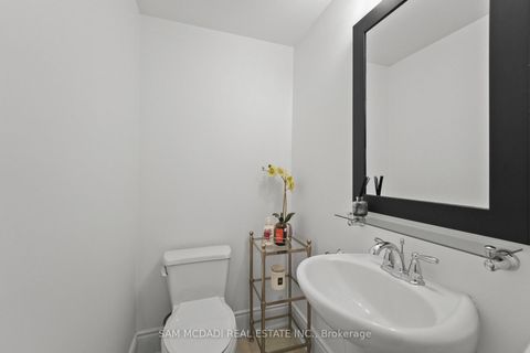 Photo 36 at 2 - 2160 Trafalgar Road, RO River Oaks, Oakville