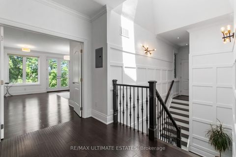 Photo 24 at 38 Devondale Avenue, Newtonbrook West, Toronto