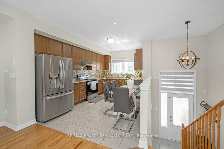 Photo 10 at 34 Aspen Hills Road, Credit Valley, Brampton