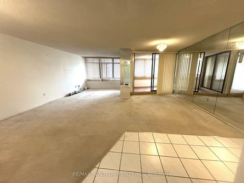 Photo 13 at 102 - 1201 Steeles Avenue W, Branson, Toronto