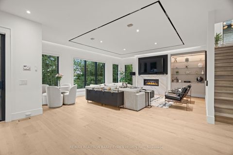 Photo 14 at 165 Leacrest Road, Leaside, Toronto