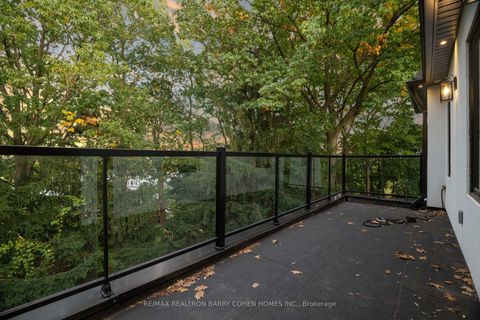 Photo 22 at 165 Leacrest Road, Leaside, Toronto