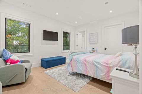 Photo 23 at 165 Leacrest Road, Leaside, Toronto