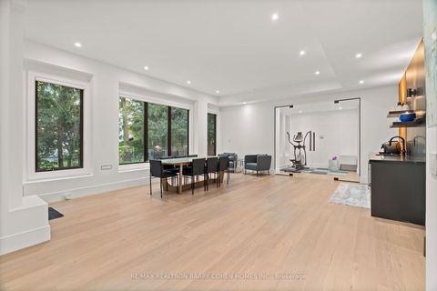 Photo 32 at 165 Leacrest Road, Leaside, Toronto