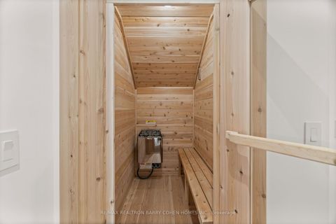 Photo 33 at 165 Leacrest Road, Leaside, Toronto