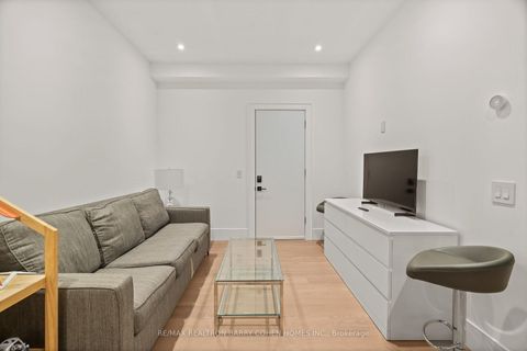 Photo 35 at 165 Leacrest Road, Leaside, Toronto