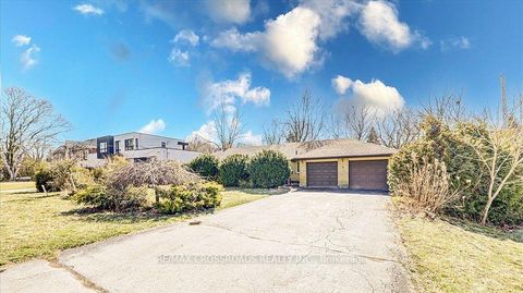 Photo 0 at 5 Balcarra Avenue, Cliffcrest, Toronto