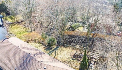 Photo 8 at 5 Balcarra Avenue, Cliffcrest, Toronto