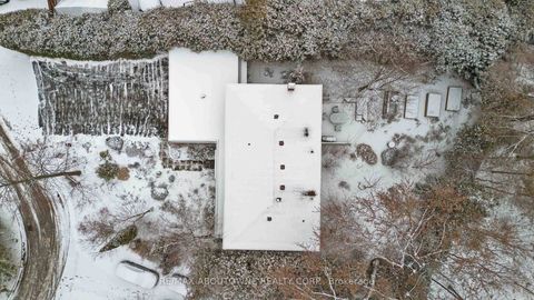 Photo 6 at 1087 Tanglewood Court, SW Southwest, Oakville