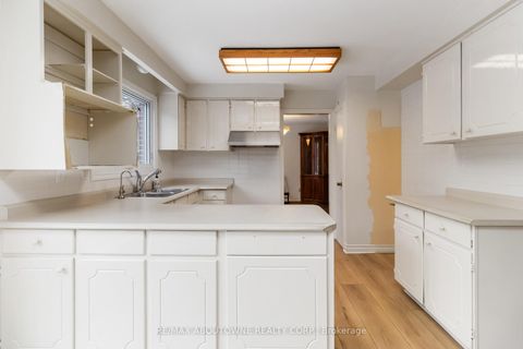 Photo 10 at 1087 Tanglewood Court, SW Southwest, Oakville