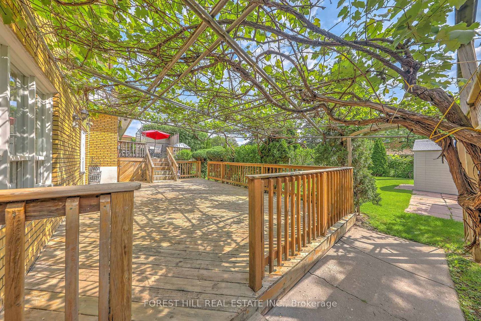 Photo 36 at 89 Portage Avenue, Pelmo Park W4, Toronto
