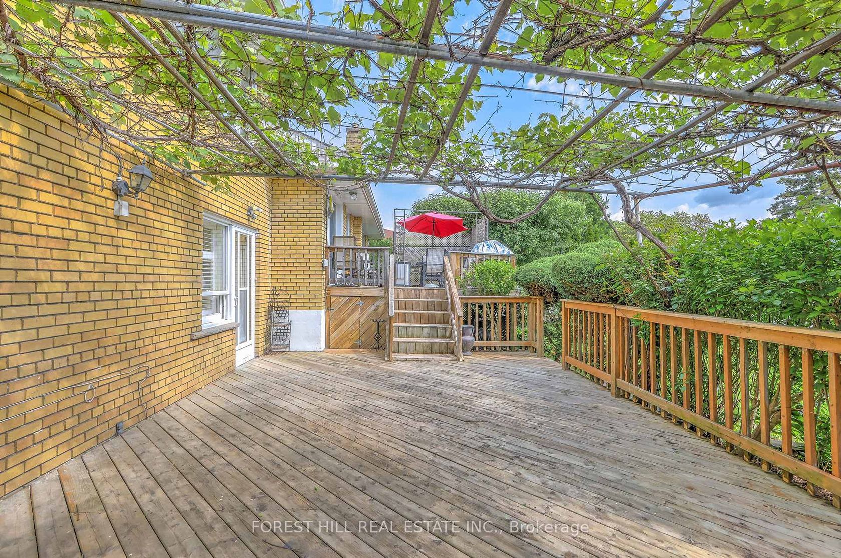 Photo 39 at 89 Portage Avenue, Pelmo Park W4, Toronto