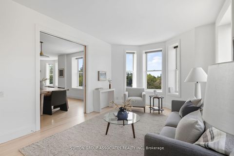 Photo 15 at 408 - 385 Brunswick Avenue, Annex, Toronto