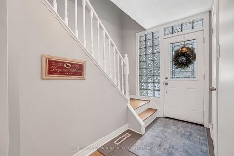 Photo 5 at 15 Addison Crescent, Don Mills, Toronto