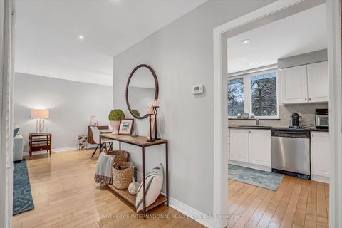 Photo 6 at 15 Addison Crescent, Don Mills, Toronto