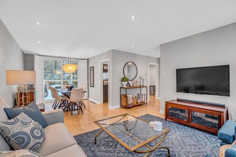 Photo 9 at 15 Addison Crescent, Don Mills, Toronto