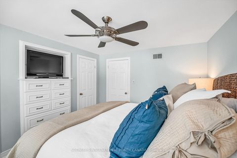 Photo 18 at 15 Addison Crescent, Don Mills, Toronto