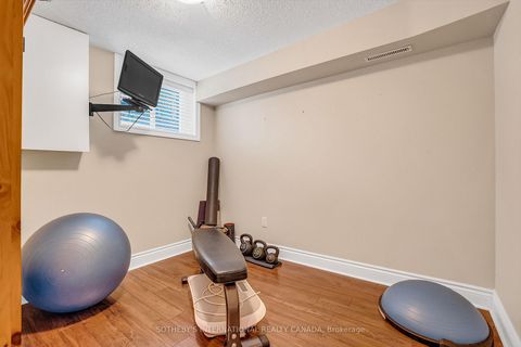 Photo 28 at 15 Addison Crescent, Don Mills, Toronto