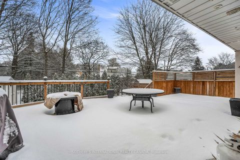 Photo 30 at 15 Addison Crescent, Don Mills, Toronto