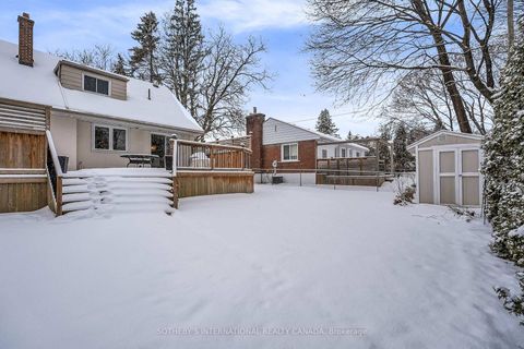 Photo 33 at 15 Addison Crescent, Don Mills, Toronto