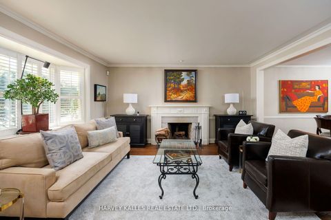 Photo 6 at 24 CEDARLAND Drive, Rosethorn, Toronto