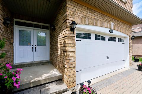 Photo 5 at 110 Velmar Drive, East Woodbridge, Vaughan