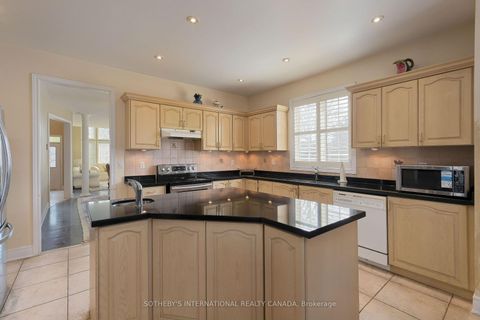 Photo 15 at 110 Velmar Drive, East Woodbridge, Vaughan