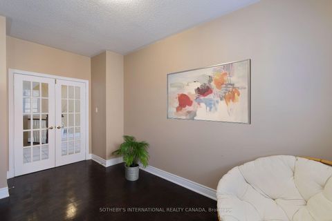 Photo 22 at 110 Velmar Drive, East Woodbridge, Vaughan