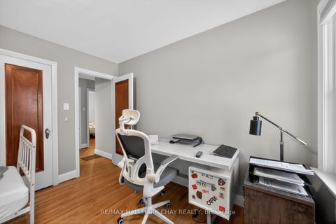 Photo 19 at 68 Drury Lane, Wellington, Barrie