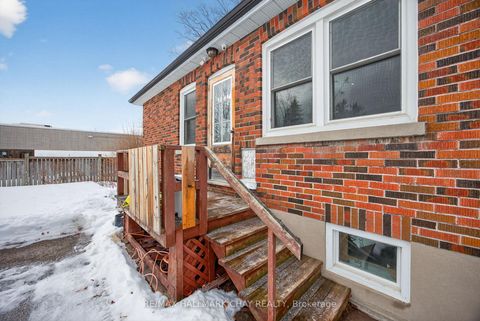 Photo 26 at 68 Drury Lane, Wellington, Barrie