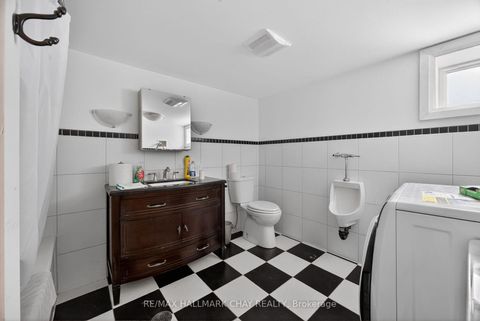 Photo 31 at 68 Drury Lane, Wellington, Barrie