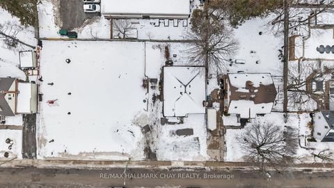 Photo 35 at 68 Drury Lane, Wellington, Barrie