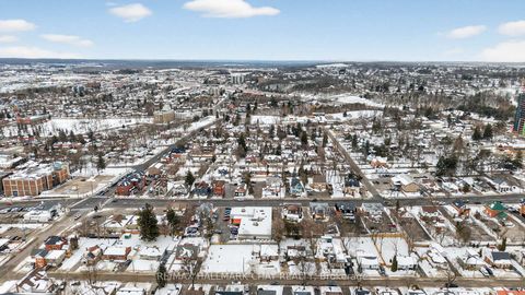 Photo 44 at 68 Drury Lane, Wellington, Barrie