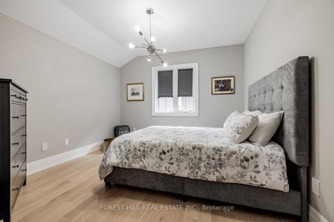 Photo 37 at 13 Pellegrini Drive, Kleinburg, Vaughan