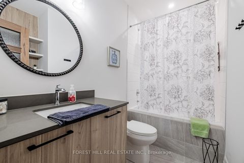 Photo 40 at 13 Pellegrini Drive, Kleinburg, Vaughan