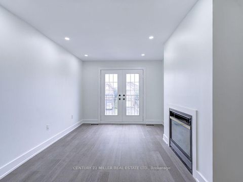 Photo 24 at 373 Ravineview Way, WC Wedgewood Creek, Oakville