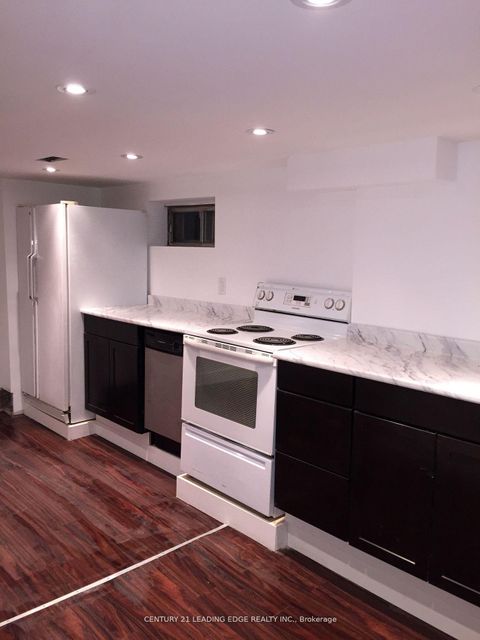 Photo 10 at 360A Lawrence Avenue W, Nortown, Toronto