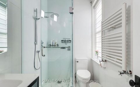 Photo 23 at 61 Brunswick Avenue, University, Toronto