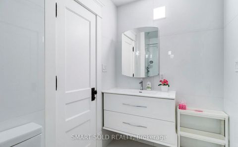 Photo 26 at 61 Brunswick Avenue, University, Toronto